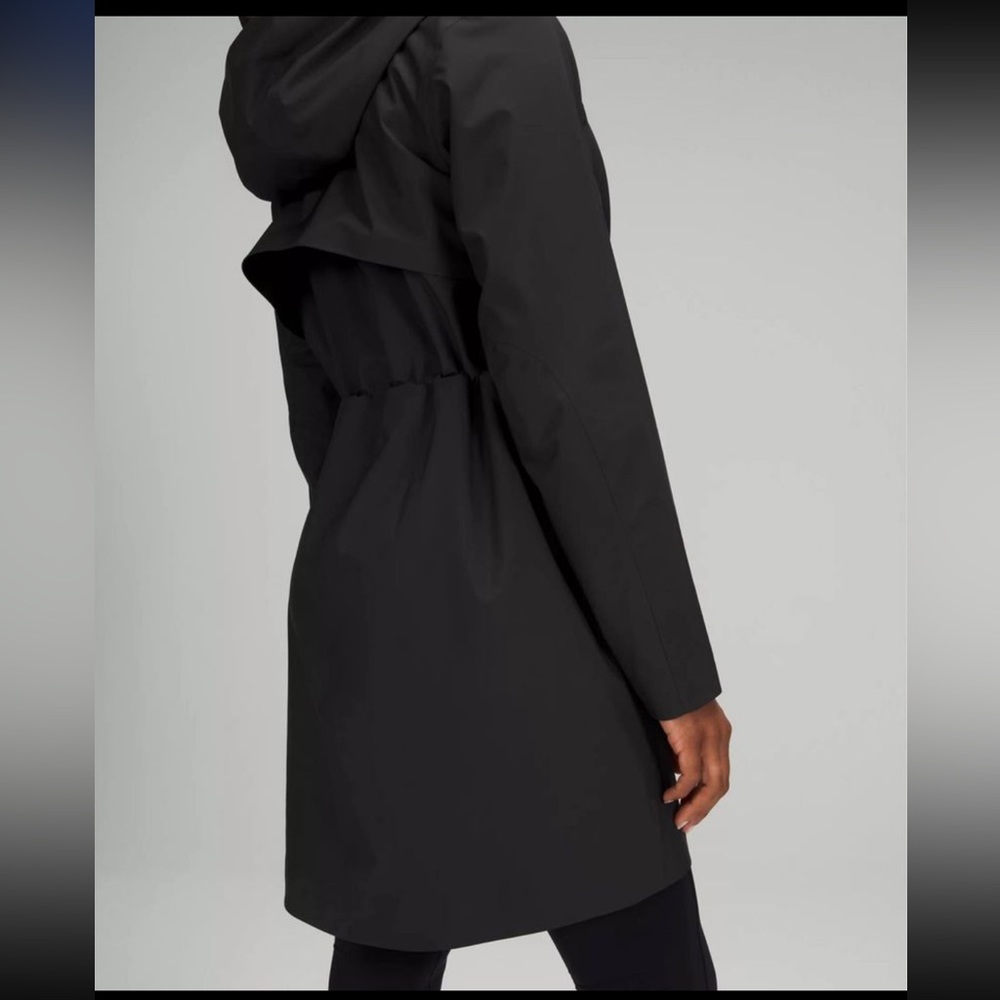 Lululemon rain rules jacket - Picture 3 of 3